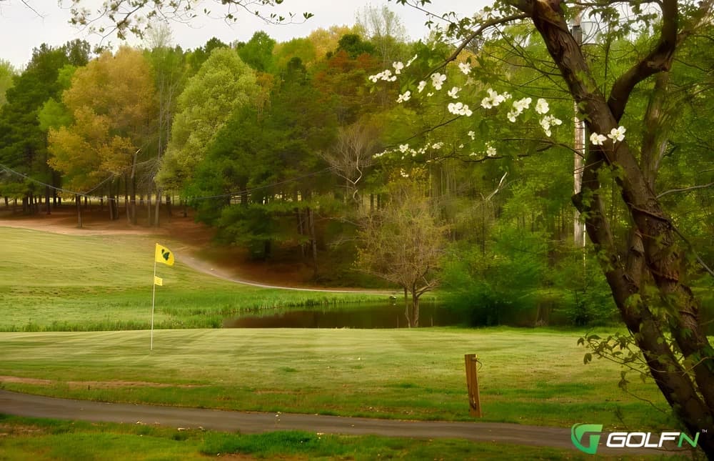 Mountain Brook Golf Club in Albemarle, North Carolina — public, 18-hole golf course, designed by Paul Almond