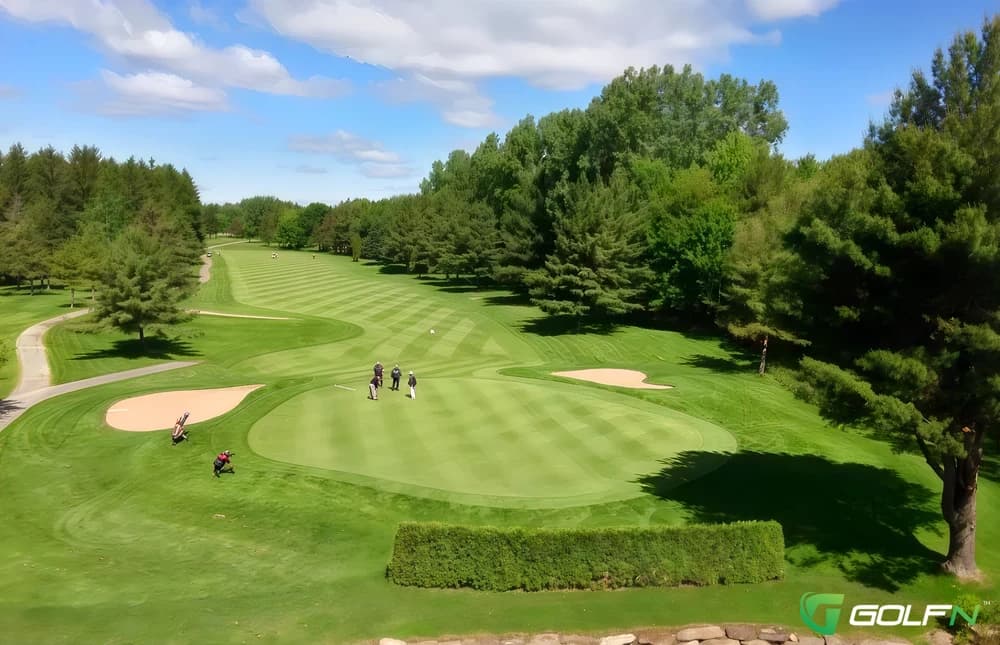 Blanc - Club De Golf Berthier in Berthierville, Quebec — semi-private, 27-hole golf course