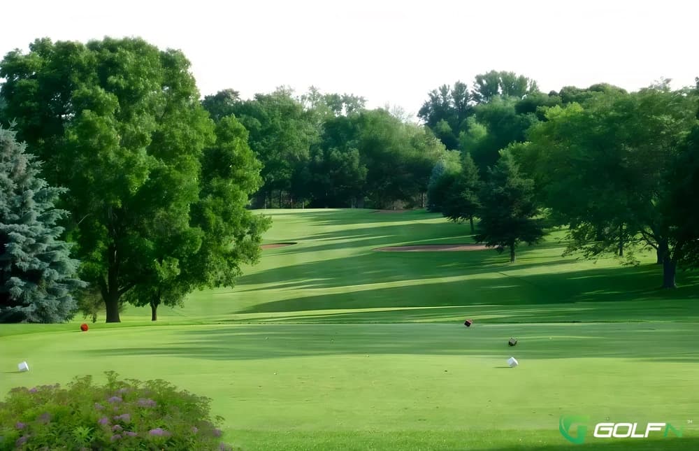 Platteville Golf & Country Club in Platteville, Wisconsin — semi-private, 18-hole golf course