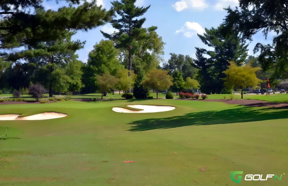 Indian Hills Country Club in Bowling Green, Kentucky — private, 18-hole golf course, designed by William Langford (1956)