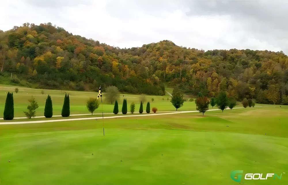 Sugar Camp Golf Club in Jackson, Kentucky — public, 9-hole golf course