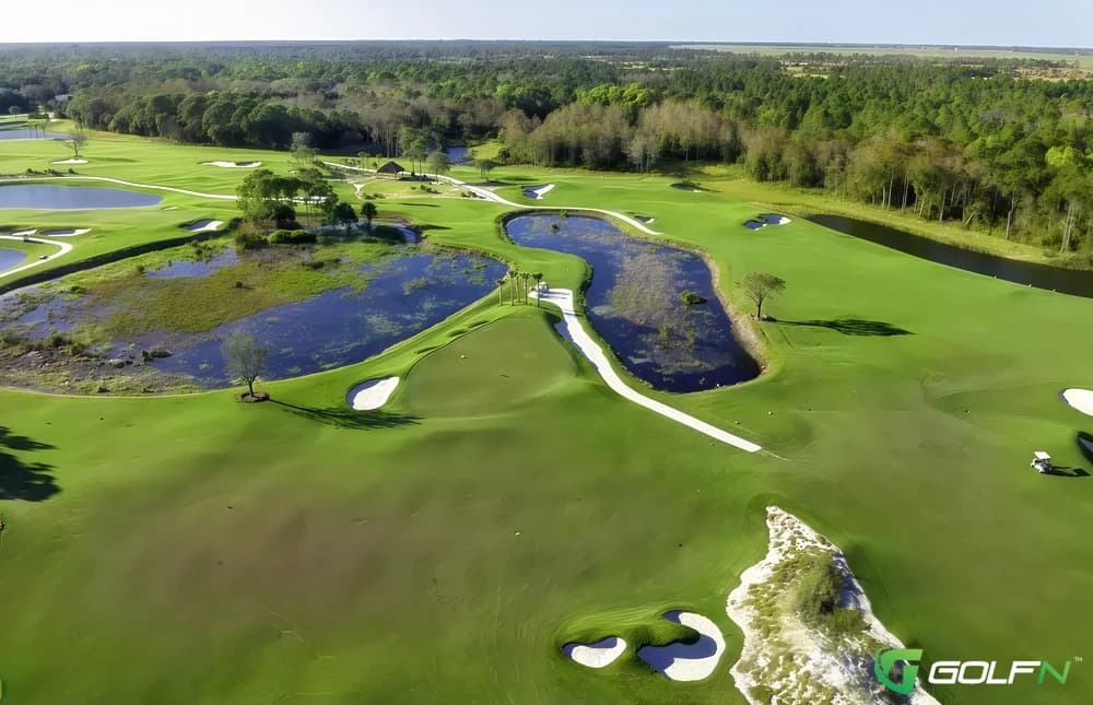 Match At Old Trail - Jonathan'S Landing Golf Club in Jupiter, Florida — 18-hole golf course, designed by Arthur Hills (1991)