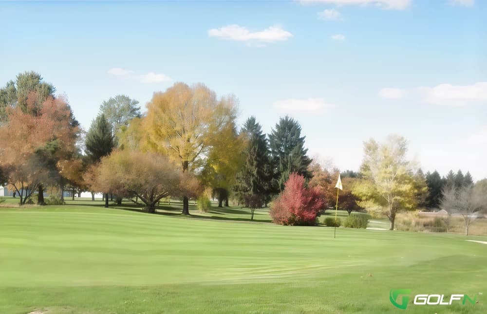 Dyer Golf & Country Club in Toronto, Ohio — private, 9-hole golf course, designed by Jim Dyer