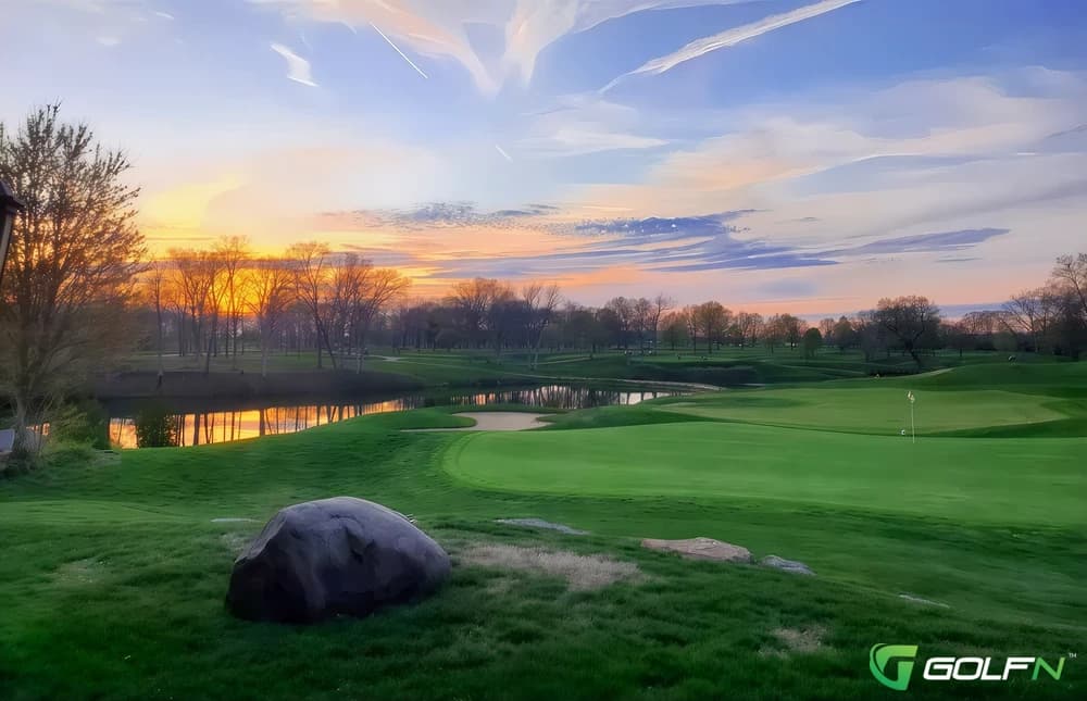 Effingham Country Club in Effingham, Illinois — private, 18-hole golf course, designed by Tim Nugent (2007)
