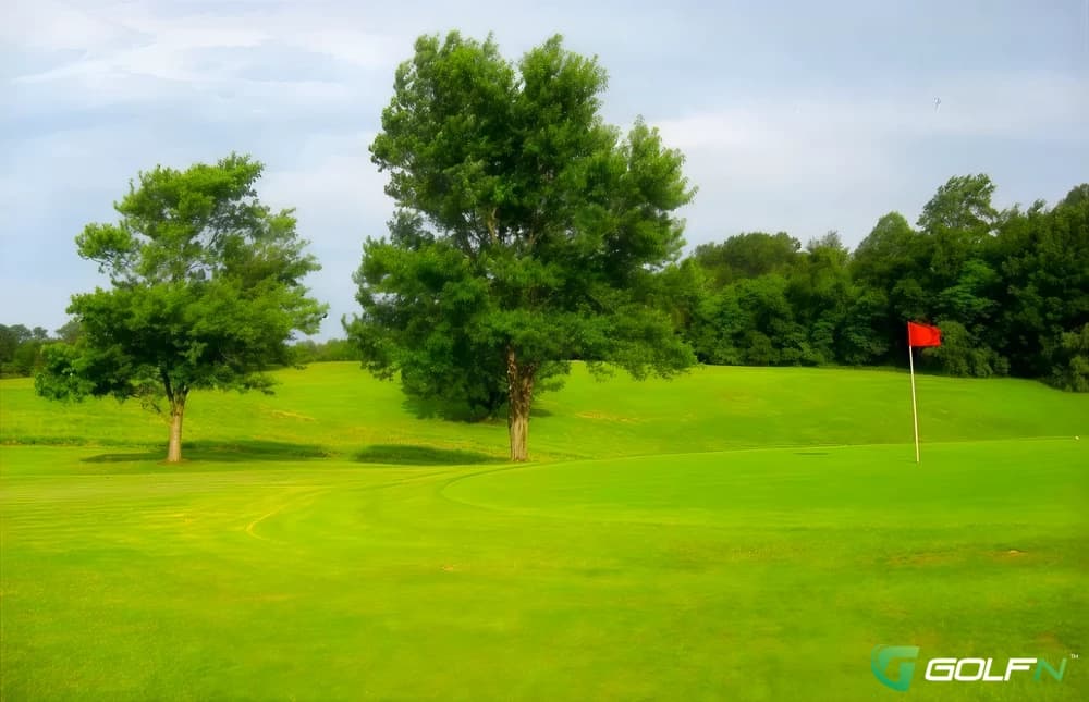 9 - Chesfield Downs Golf & Country Club in Graveley, England — semi-private, 9-hole golf course, designed by William Diddel (1929)