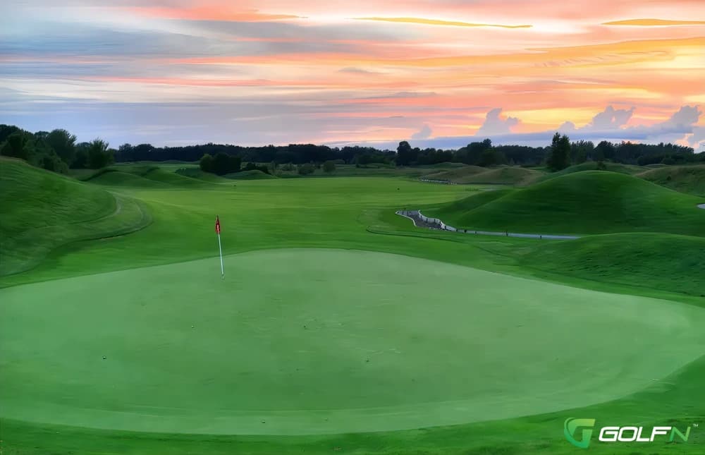 Loggers Trail Golf Course in Stillwater, Minnesota — public, 18-hole golf course
