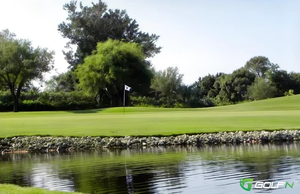 Bay - Club Pelican Bay in Naples, Florida — private, 27-hole golf course, designed by Arthur Hills (1980)