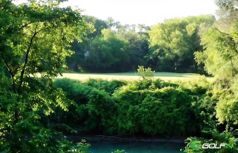 Canal Shores Golf Course in Evanston, Illinois — public, 18-hole golf course, designed by Todd Sloan