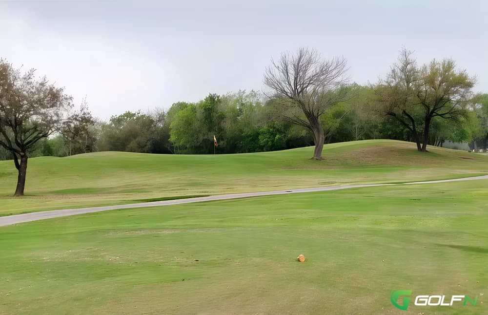 Victoria Country Club in Victoria, Texas — private, 18-hole golf course, designed by John Bredemus