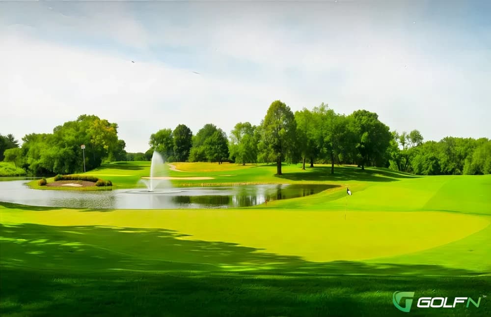 Short Hills Country Club in East Moline, Illinois — private, 18-hole golf course, designed by Ted Locke