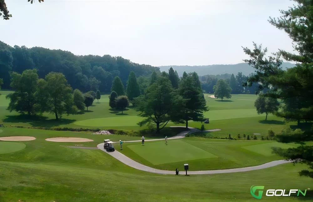 Eagle'S Nest Country Club in Phoenix, Maryland — private, 18-hole golf course, designed by Geoffrey Cornish (1970)