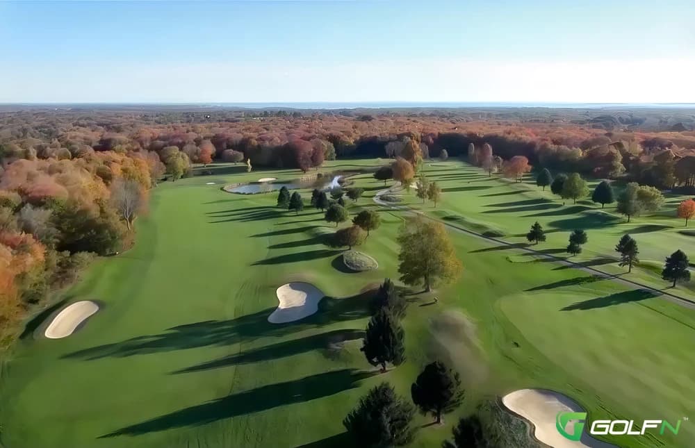 Stonington Country Club in Stonington, Connecticut — private, 18-hole golf course, designed by Al Zikorus (1992)