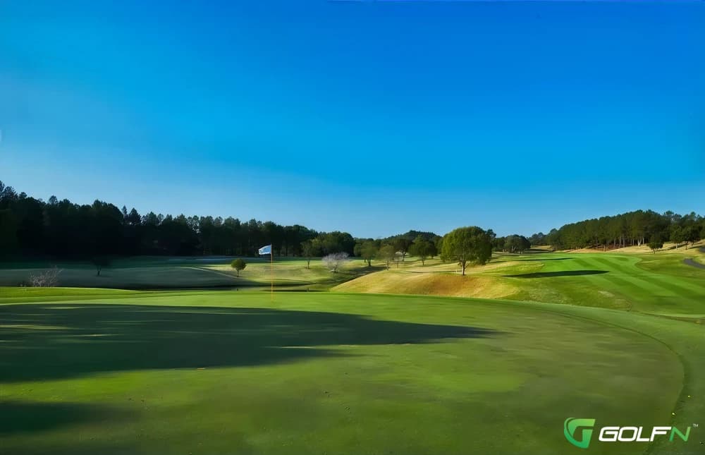 England - Centerium Country Club in Chungju-si, Chungcheongbugdo β private, 27-hole golf course