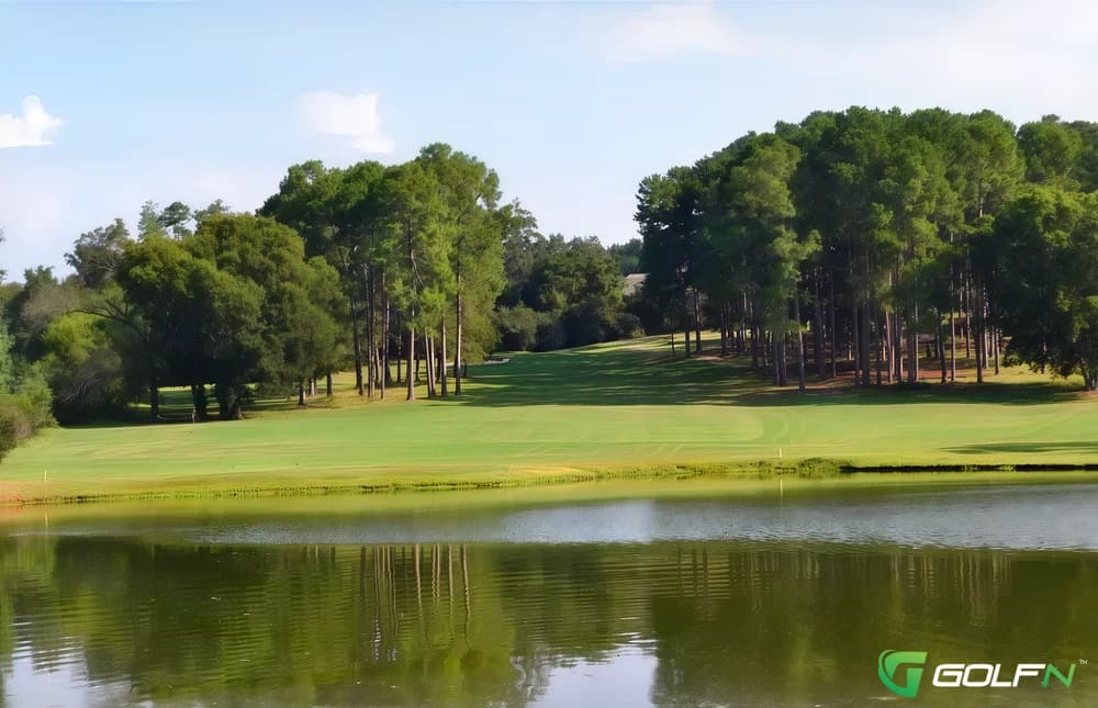 The Prattville Country Club in Prattville, Alabama — private, 18-hole golf course