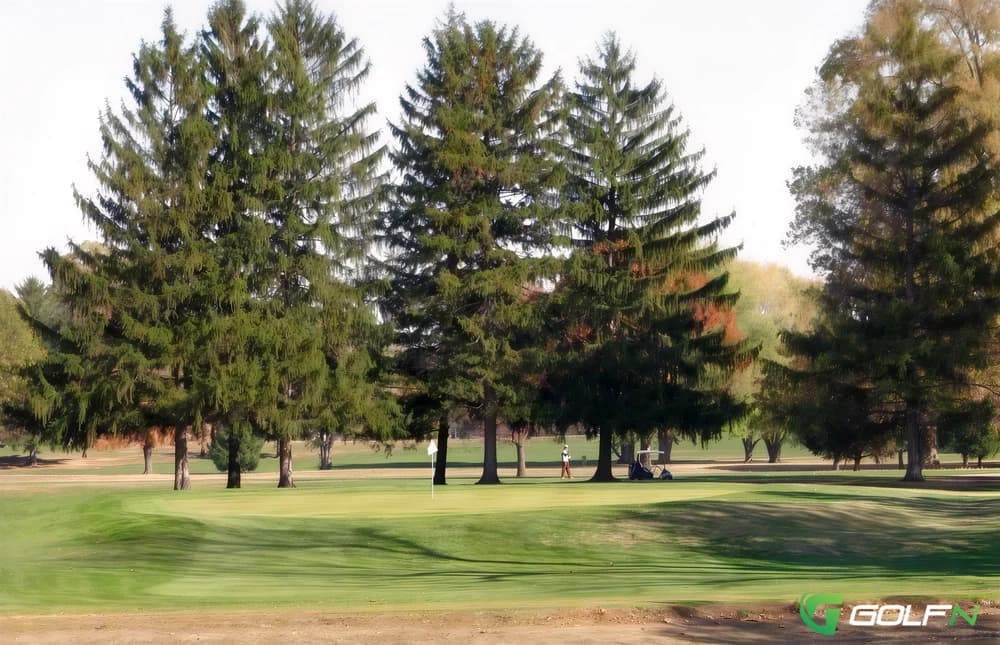 South Grove Golf Course in Indianapolis, Indiana — public, 18-hole golf course