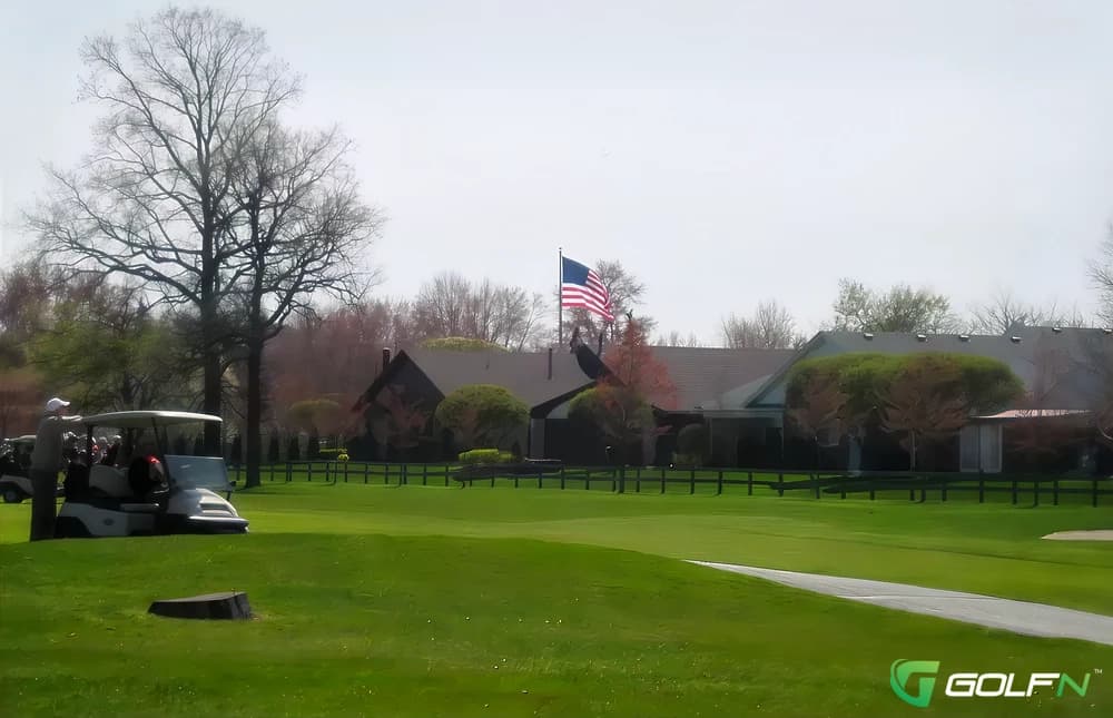 St. Clair Shores Country Club in Saint Clair Shores, Michigan — public, 18-hole golf course, designed by Bruce Matthews (1975)