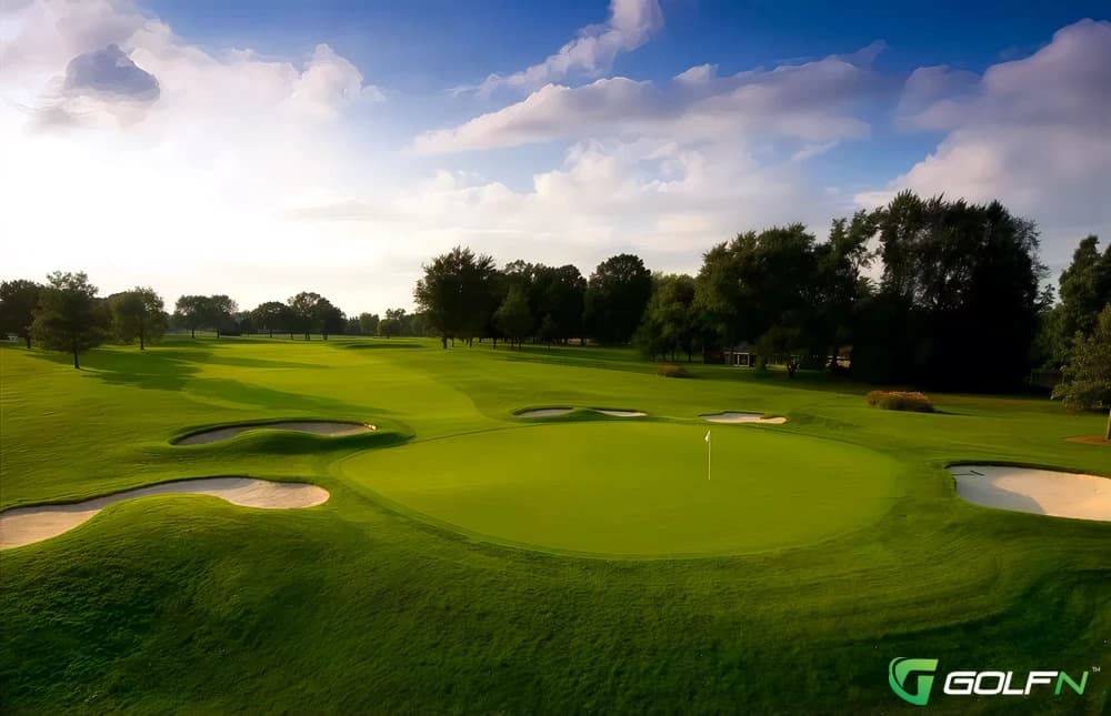 North - Oakland Hills Country Club in Bloomfield Hills, Michigan — private, 36-hole golf course, designed by Donald Ross (1924)