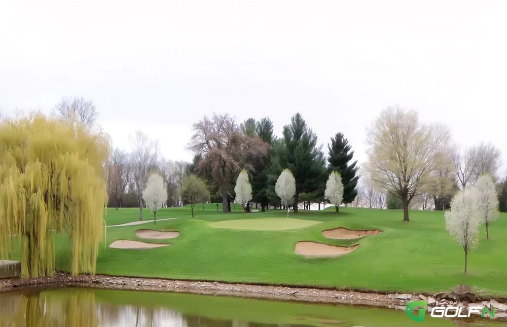 Freeport Country Club in Freeport, Illinois — private, 18-hole golf course, designed by Harry Collis