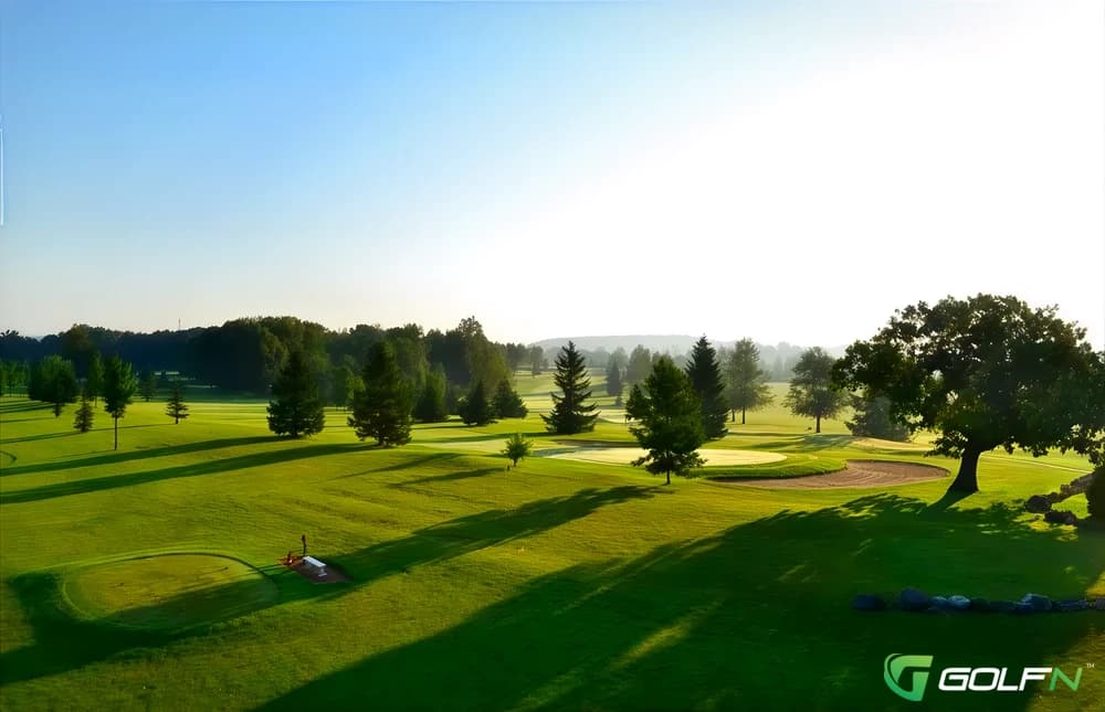 Windwood Of Watertown in Watertown, Wisconsin — semi-private, 18-hole golf course, designed by Bob Lohmann (1994)