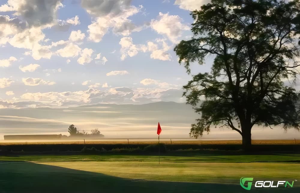 La Grande Country Club in La Grande, Oregon — private, 18-hole golf course, designed by Bill Baker
