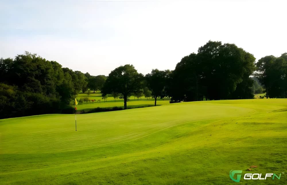 Cranleigh Golf And Country Club in Cranleigh, England — private, 18-hole golf course