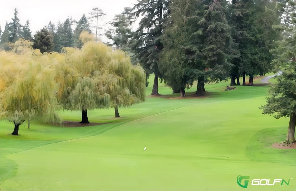 Tam O Shanter Golf & Country Club in Bellevue, Washington — private, 18-hole golf course, designed by Bill Teufel (1967)