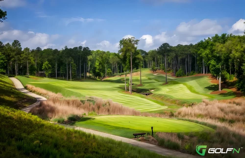 Applebrook Golf Club in Malvern, Pennsylvania — private, 18-hole golf course, designed by Jim Engh
(2007)