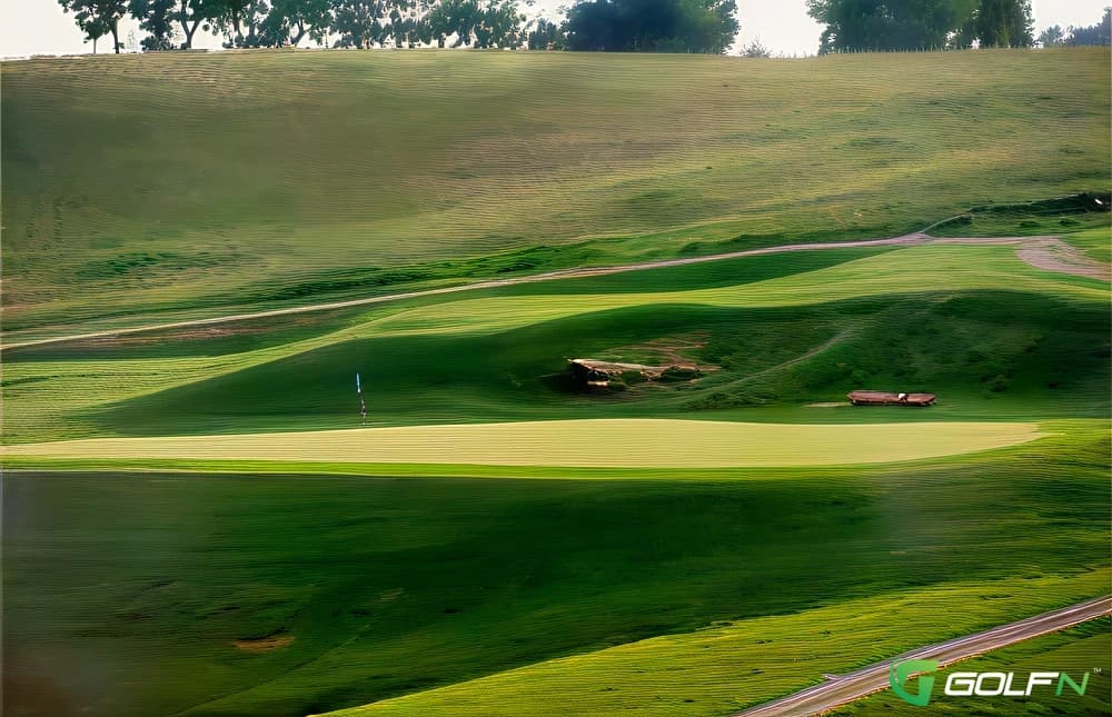 Fox Hollow Golf Club in Glasgow, Kentucky — public, 18-hole golf course