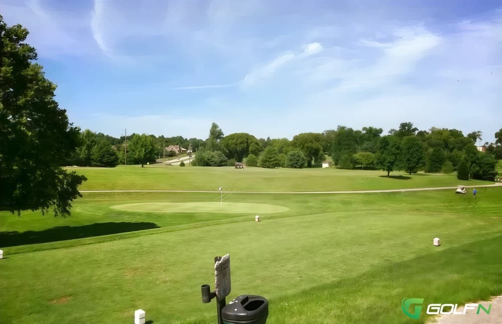 Lakeview Springs Golf Complex in Frankfort, Kentucky — public, 9-hole golf course, designed by HMB Associates