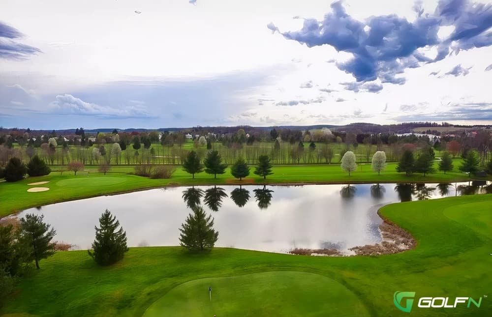 Oakmont Green Golf Course in Hampstead, Maryland — public, 18-hole golf course