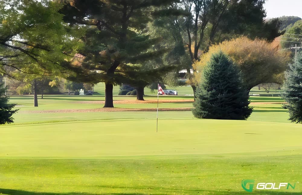 Burr Oak Golf Course in Parma, Michigan — public, 18-hole golf course