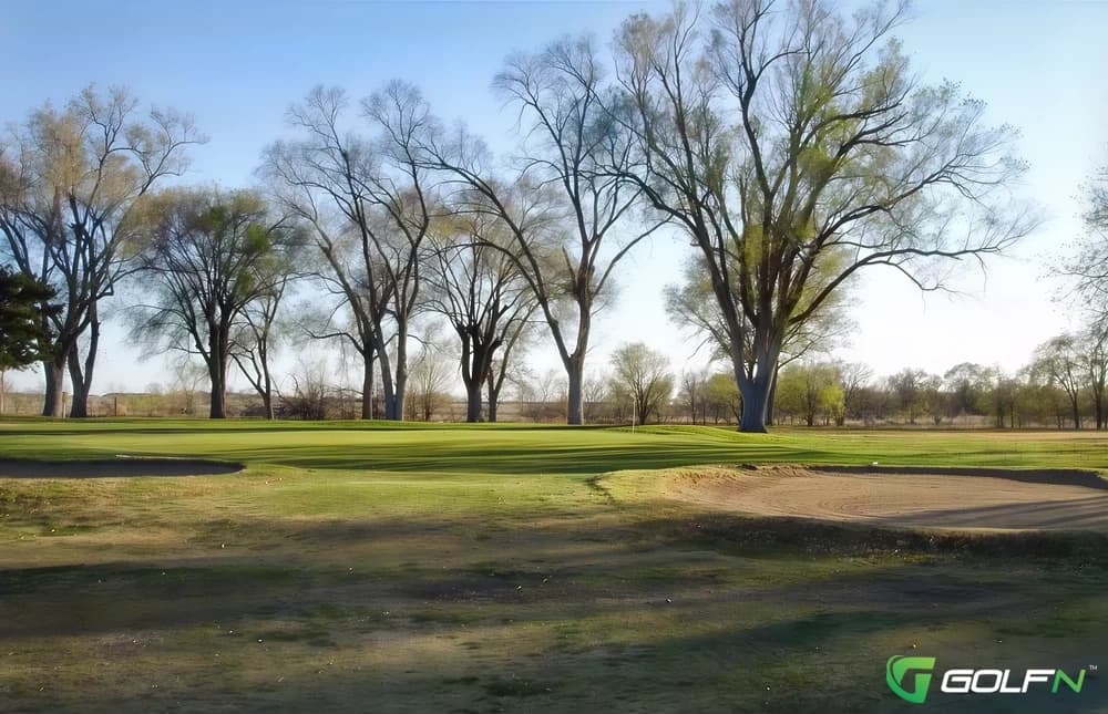 Hobbs Country Club in Hobbs, New Mexico — private, 18-hole golf course