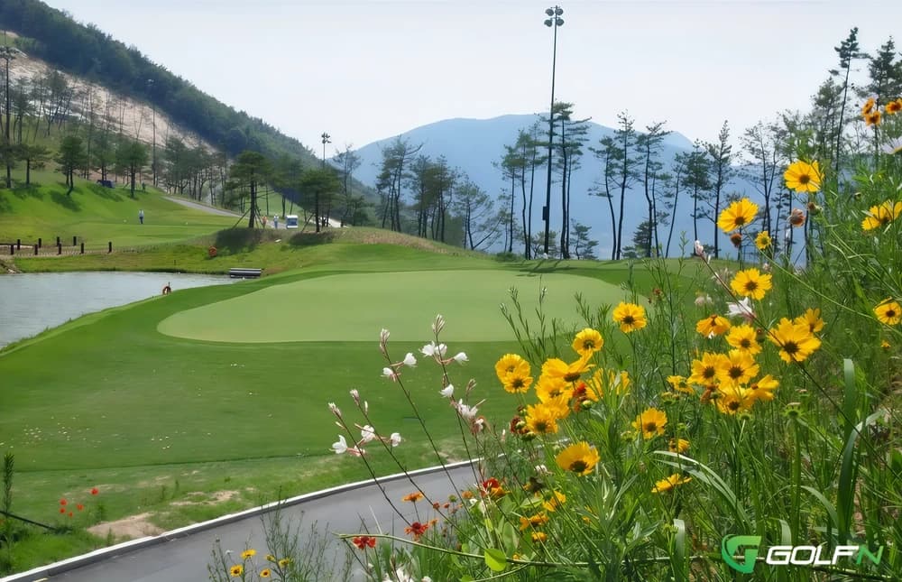 Sunset - Geoje View Country Club in Geoje-si, Gyeongsangnamdo β resort, 18-hole golf course
