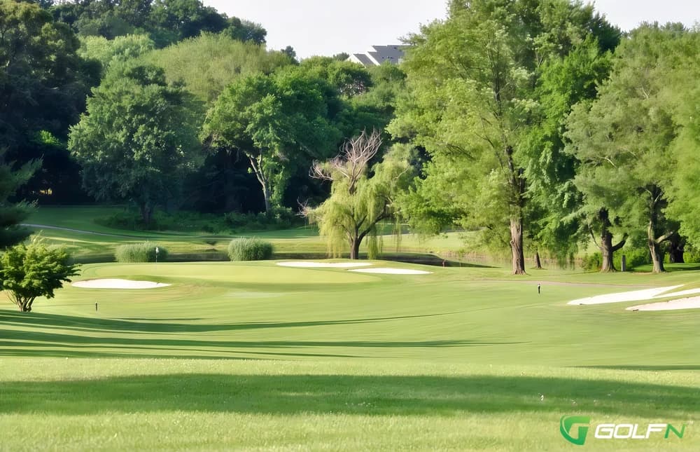 Montgomery Country Club in Laytonsville, Maryland — private, 18-hole golf course, designed by Ed Ault (1998)